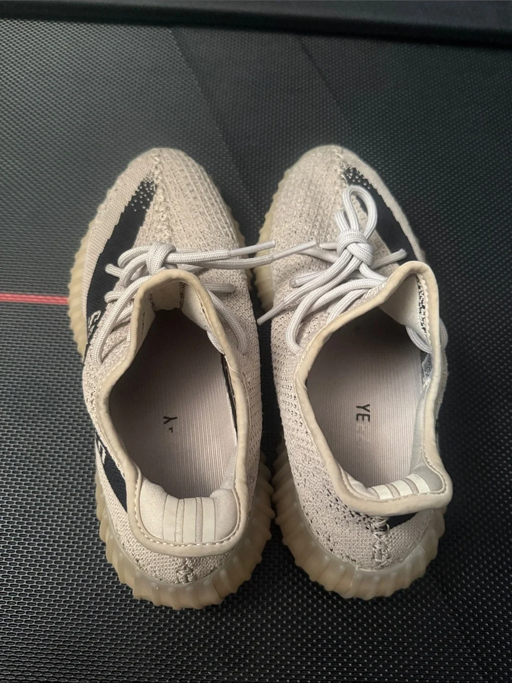 🩶 Yeezy 350 | Slate | Men 7 | Women 8.5